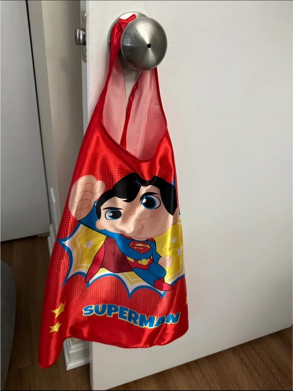 Red Superman Kids Cape - Iconic Superhero Costume Accessory